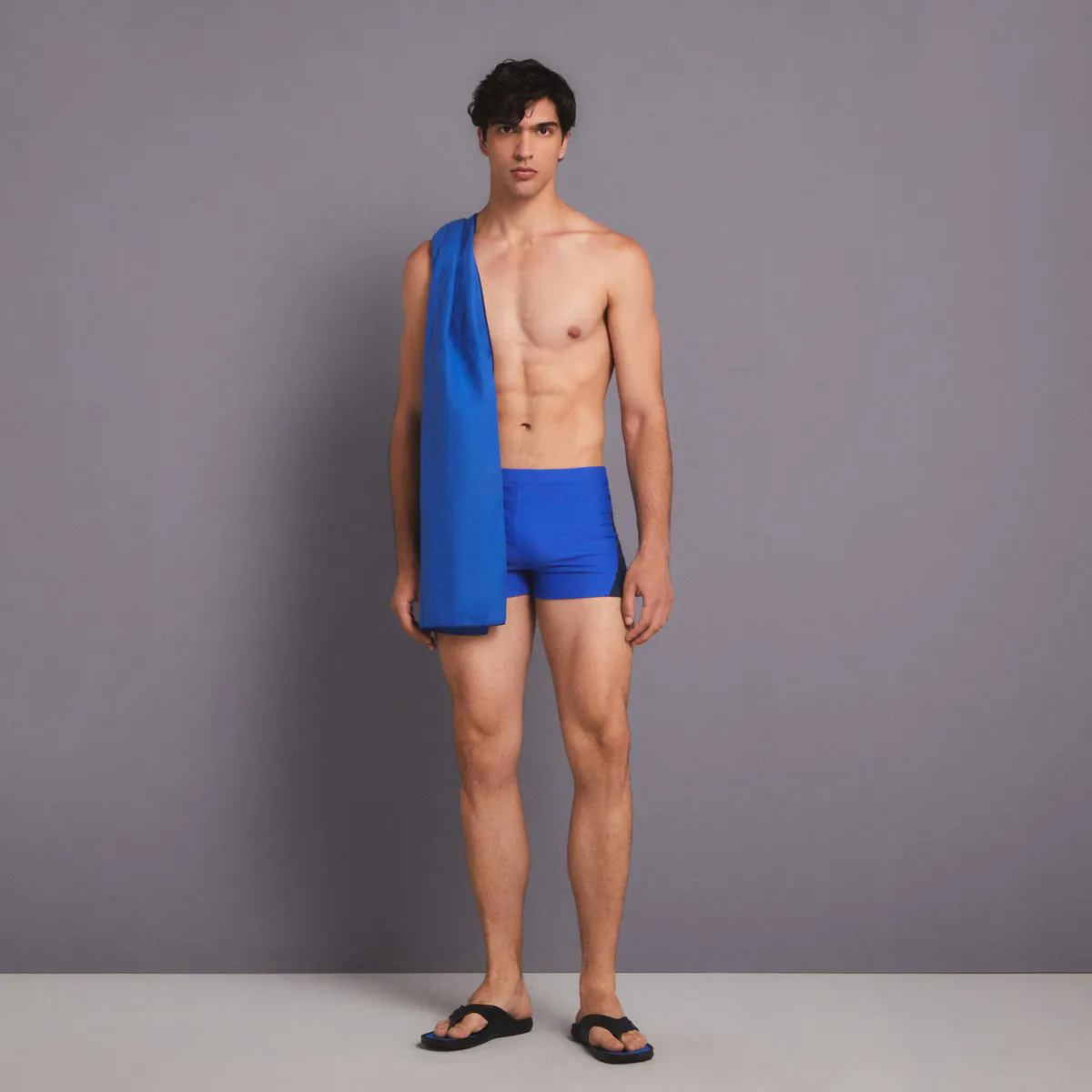 Мужской боксерский купальник Boomerang, цвет Azulón
Мужской боксерский купальник Boomerang, цвет Azulón