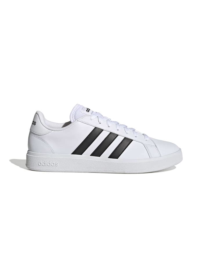 Adidas Кроссовки "Grand Court Base 2.0" белого цвета
Adidas Кроссовки "Grand Court Base 2.0" белого цвета