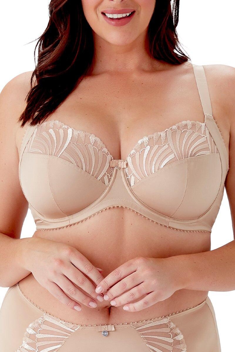 Бюстгальтер Embrace с боковой поддержкой Berlei, бежевый
Бюстгальтер Embrace с боковой поддержкой Berlei, бежевый