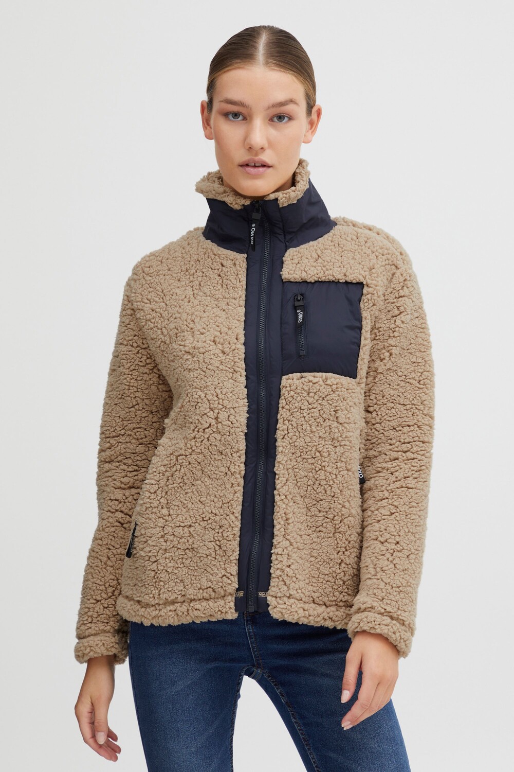 Куртка Oxmo Fleecejacke, натуральный
Куртка Oxmo Fleecejacke, натуральный