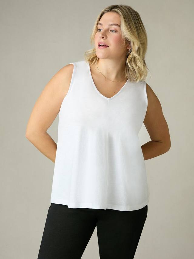 Хлопковый вестиб с V-образным вырезом Curve Live Unlimited, White
Хлопковый вестиб с V-образным вырезом Curve Live Unlimited, White