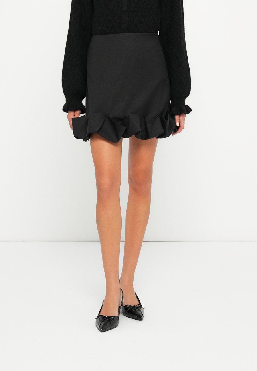 Юбка YAS YASJERA, Black
Юбка YAS YASJERA, Black