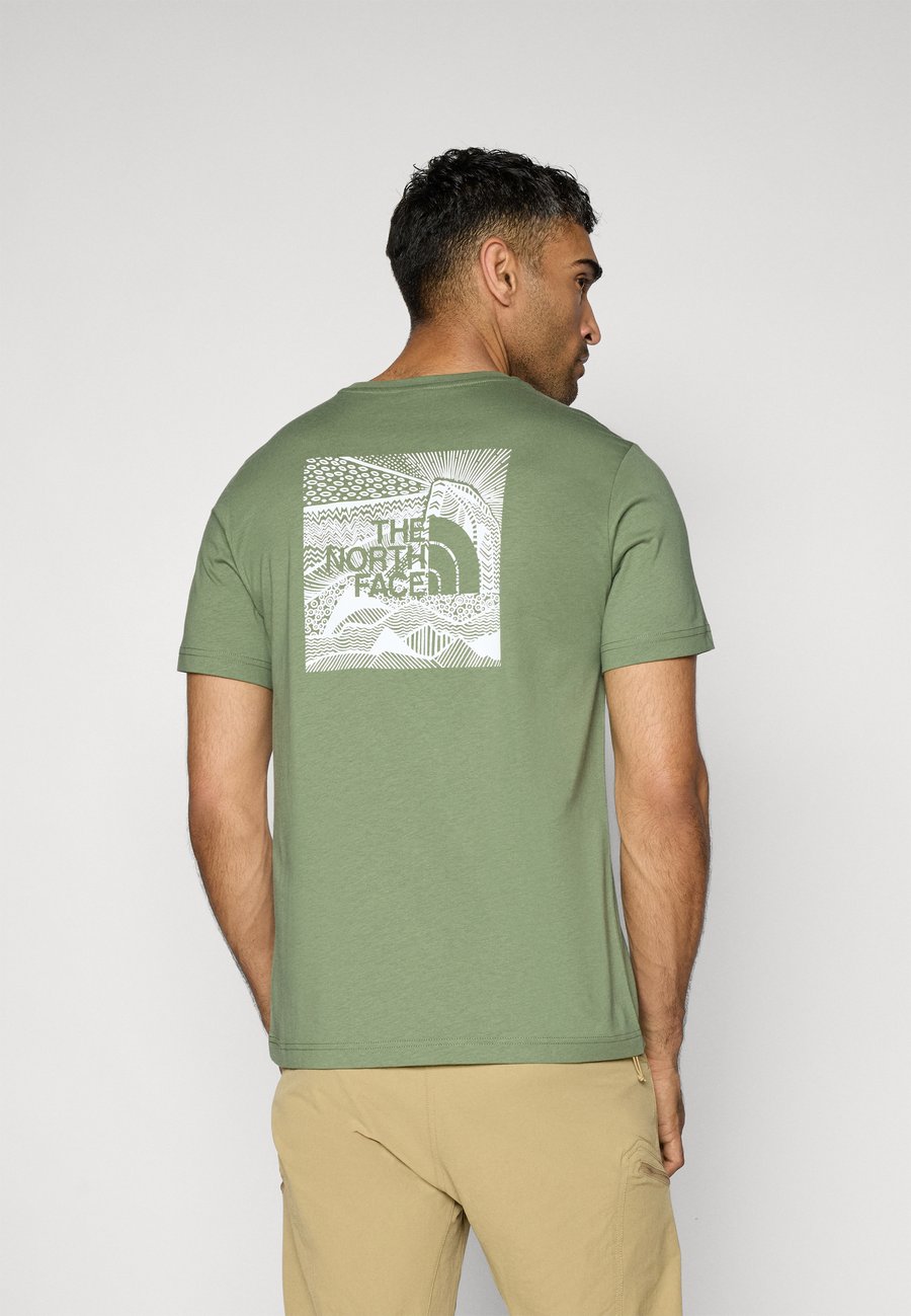 Футболка The North Face BOX CELEBRATION TEE, Bark Mist/Green
Футболка The North Face BOX CELEBRATION TEE, Bark Mist/Green