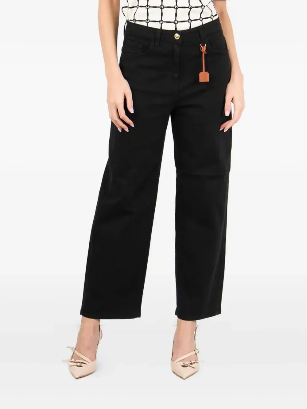 Джинсы с пятью карманами и подвеской-логотипом Elisabetta Franchi, черный
Джинсы с пятью карманами и подвеской-логотипом Elisabetta Franchi, черный