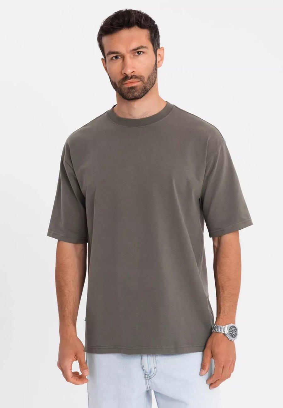 Футболка Ombre Basic T-shirt, Dark Olive/Olive, Хаки, Футболка Ombre Basic T-shirt, Dark Olive/Olive
Футболка Ombre Basic T-shirt, Dark Olive/Olive, Хаки, Футболка Ombre Basic T-shirt, Dark Olive/Olive