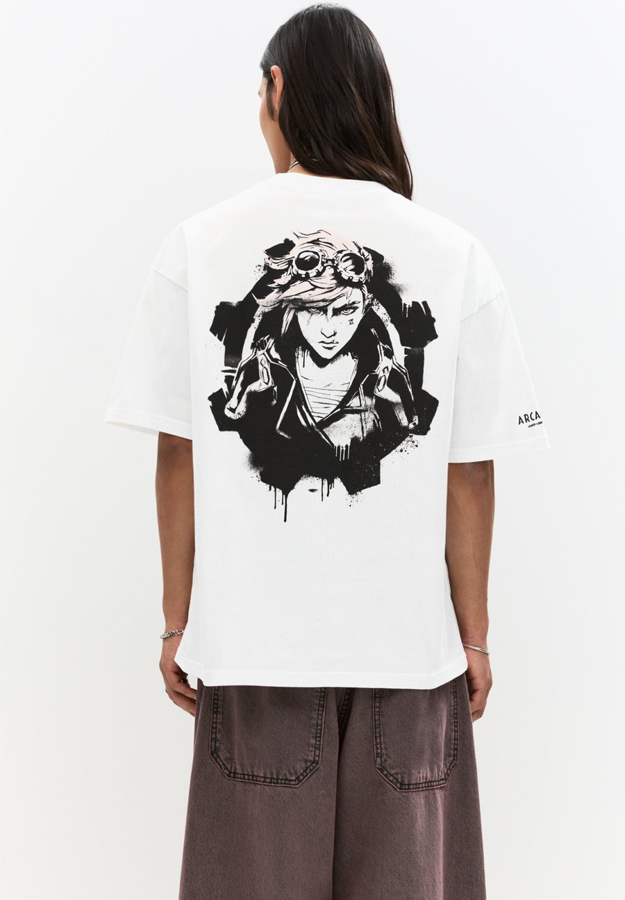 Футболка PULL&BEAR ARCANE , White
Футболка PULL&BEAR ARCANE , White