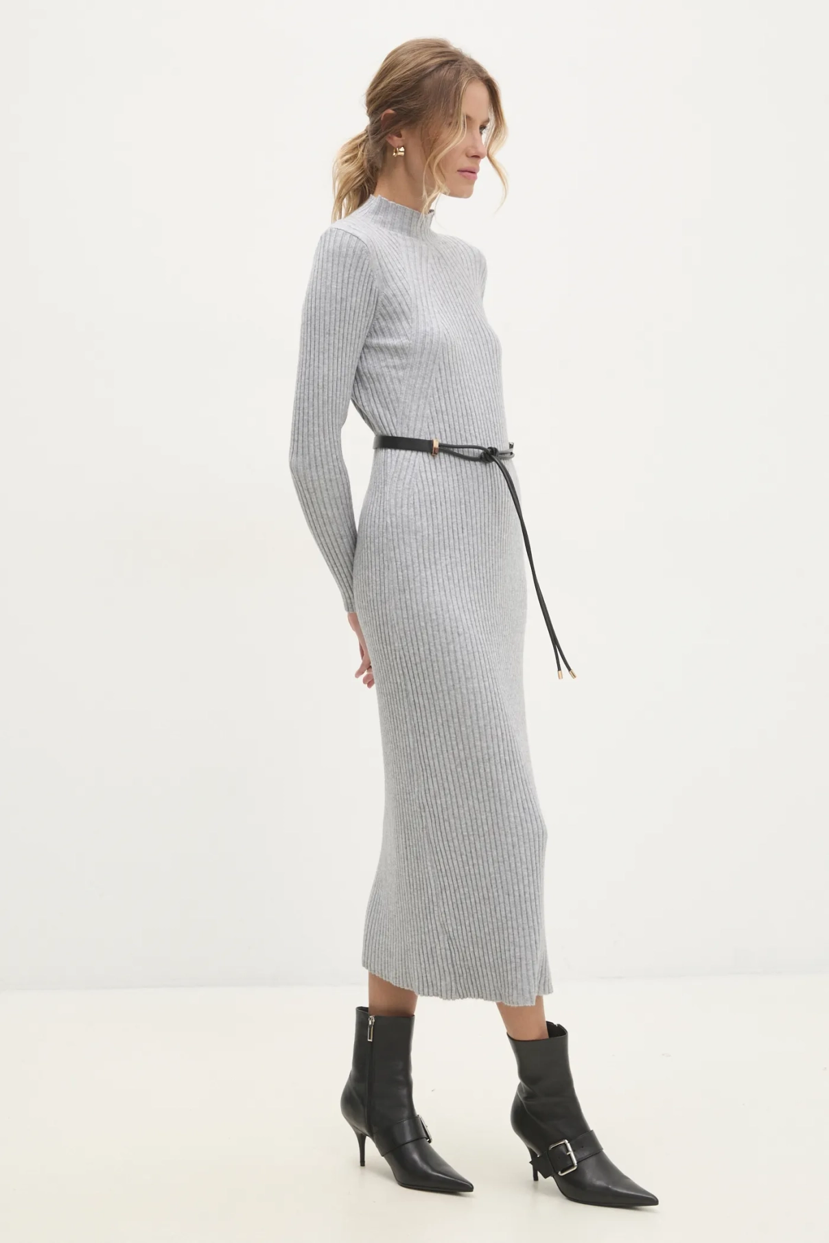 Платье Answear Lab, серый
Платье Answear Lab, серый