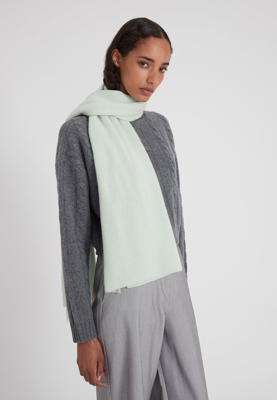 Шарф Style Republic KASCH-MIR SCARF, Fog Green/Light Green
Шарф Style Republic KASCH-MIR SCARF, Fog Green/Light Green