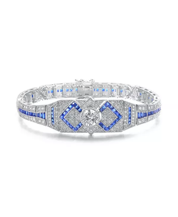 Браслет из звеньев с прозрачными круглыми и синими кубическими циркониями огранки «багет», покрытый белым золотом Rachel Glauber, blue
Браслет из звеньев с прозрачными круглыми и синими кубическими циркониями огранки «багет», покрытый белым золотом Rachel Glauber, blue