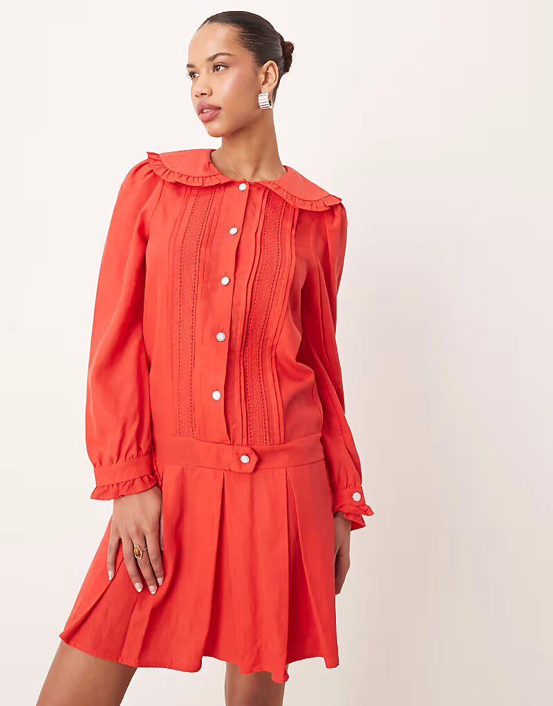 Платье-мини с воротником Sister Jane красного цвета
Платье-мини с воротником Sister Jane красного цвета