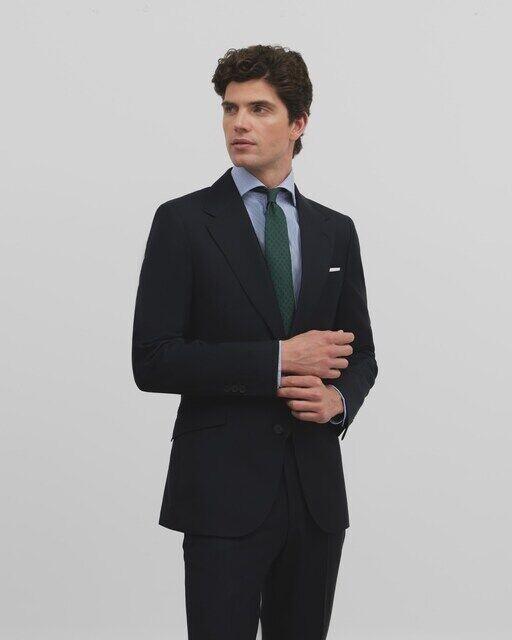 Мужской облегающий пиджак с высоты птичьего полета Silbon, темно-синий
Мужской облегающий пиджак с высоты птичьего полета Silbon, темно-синий