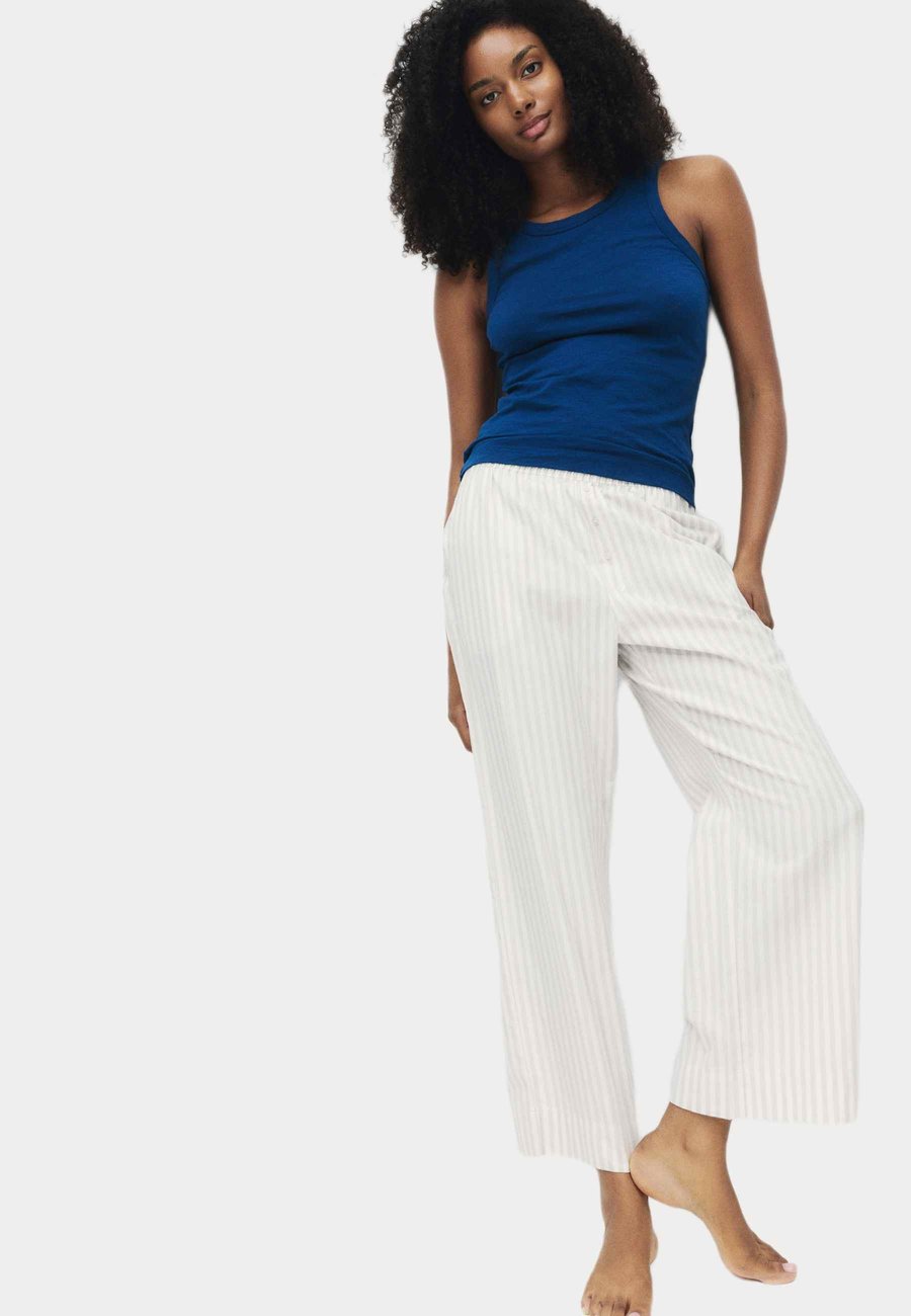 Пижамные брюки Marks & Spencer PACK OF 2, Blue Mix/Mottled Blue
Пижамные брюки Marks & Spencer PACK OF 2, Blue Mix/Mottled Blue