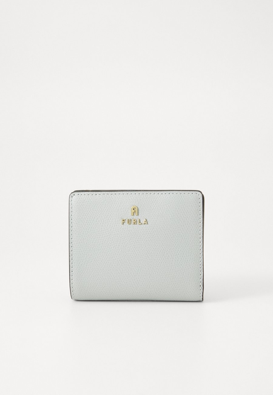 Кошелек Furla FURLA CAMELIA COMPACT WALLET ZIP, Cristallo/Celestial/Light Grey
Кошелек Furla FURLA CAMELIA COMPACT WALLET ZIP, Cristallo/Celestial/Light Grey
