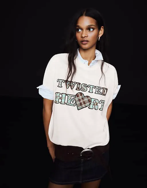 Белая футболка с короткими рукавами и нашивками Bershka, Белый, Белая футболка с короткими рукавами и нашивками Bershka
Белая футболка с короткими рукавами и нашивками Bershka, Белый, Белая футболка с короткими рукавами и нашивками Bershka