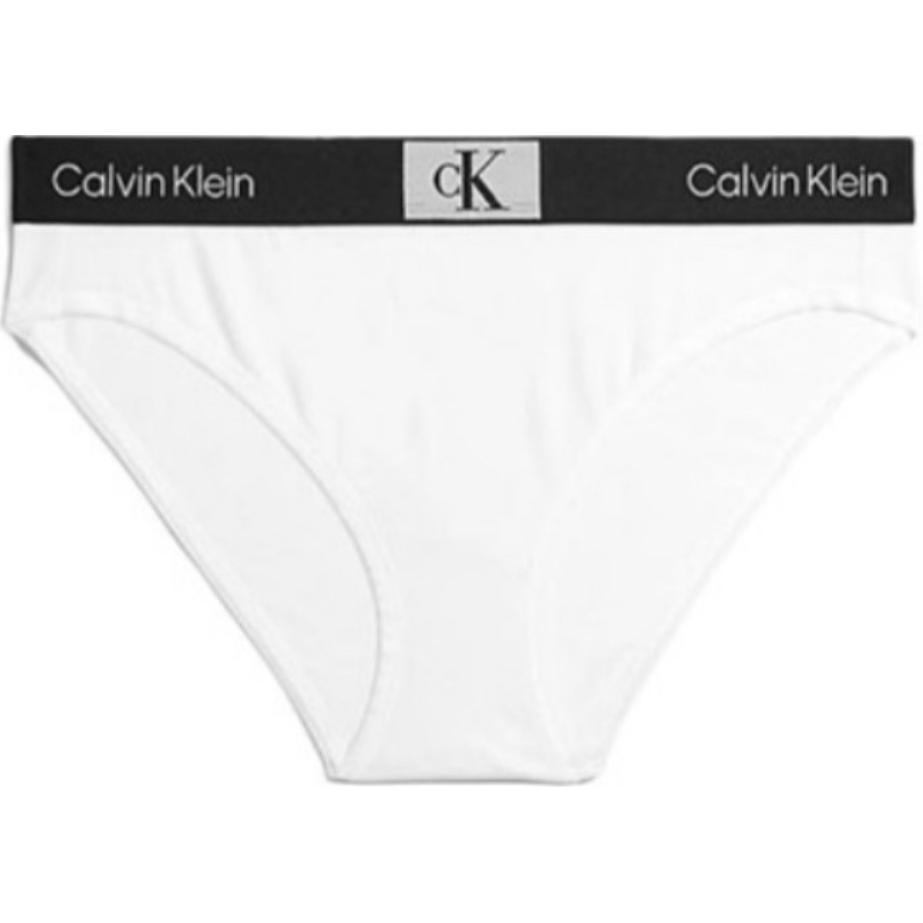 Calvin Klein Женские трусики 1 упаковка белый
Calvin Klein Женские трусики 1 упаковка белый