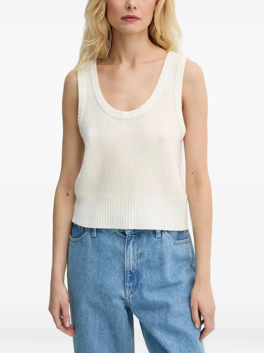 Топ без рукавов с круглым вырезом American Vintage, нейтральный
Топ без рукавов с круглым вырезом American Vintage, нейтральный