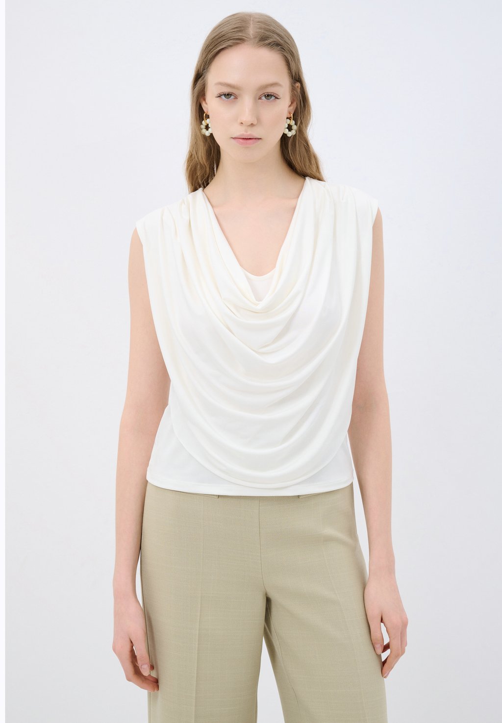 Блуза adL, бежевый
Блуза adL, бежевый