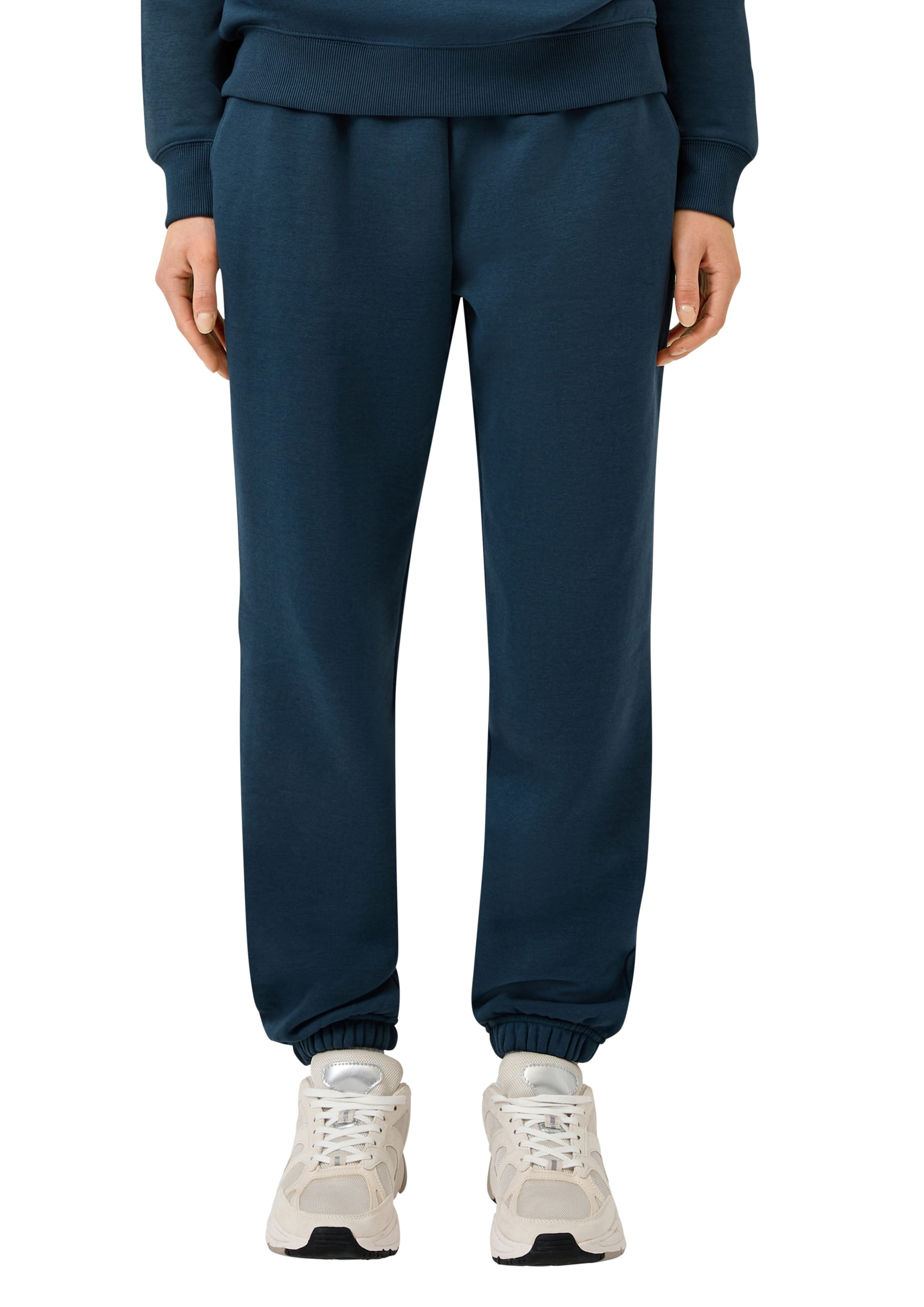 QS Брюки-чинос суженные в цвете Navy
QS Брюки-чинос суженные в цвете Navy