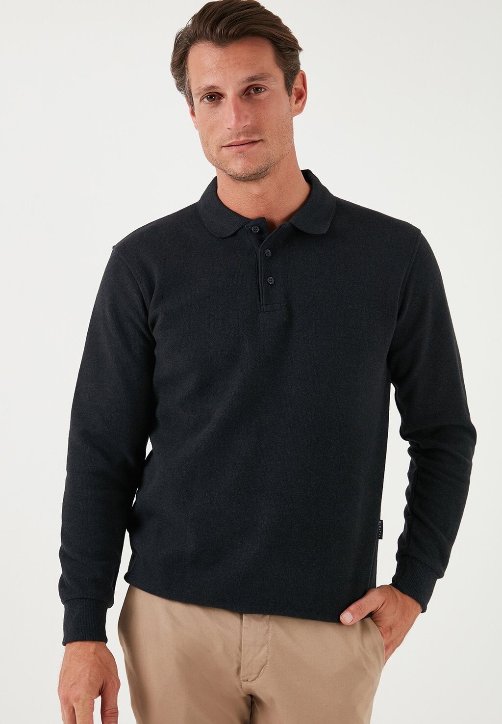 Топ с длинными рукавами REGULAR FIT Buratti, антрацит
Топ с длинными рукавами REGULAR FIT Buratti, антрацит