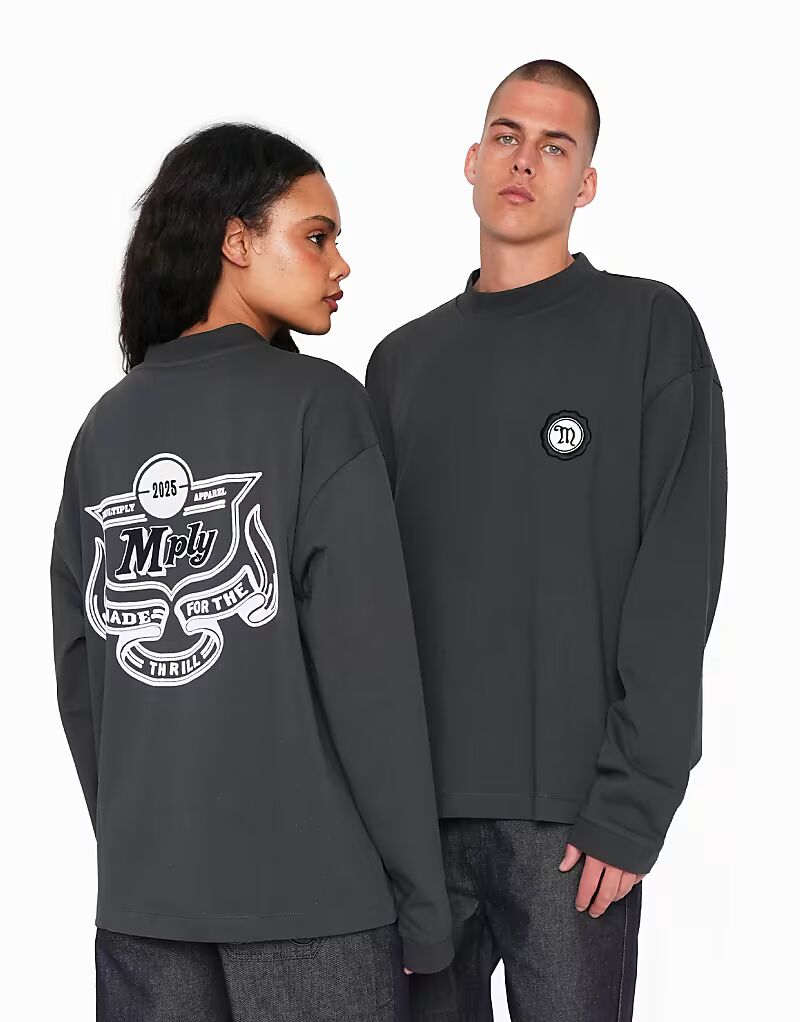 Свитер оверсайз с длинными рукавами Multiply Apparel Thrill черного цвета
Свитер оверсайз с длинными рукавами Multiply Apparel Thrill черного цвета