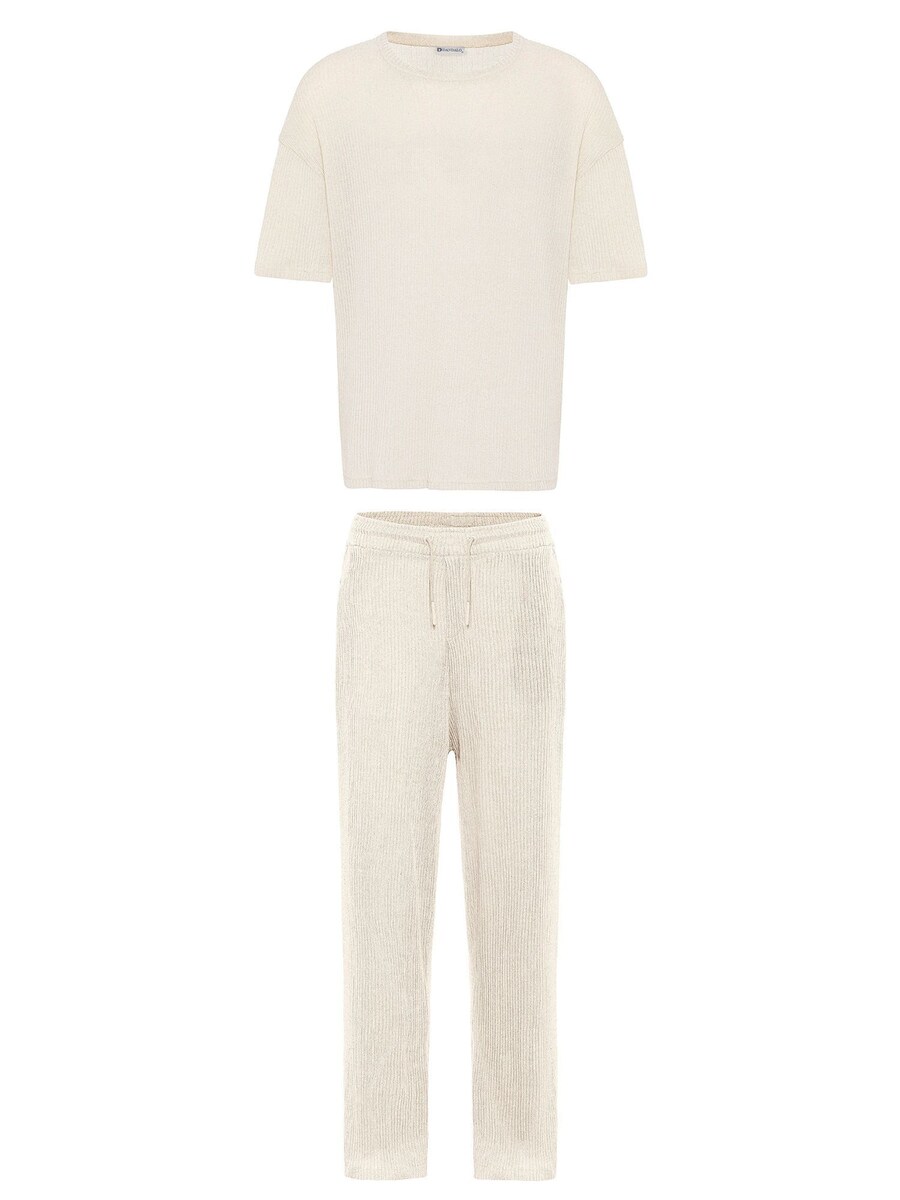 Спортивный костюм Dandalo, бежевый
Спортивный костюм Dandalo, бежевый