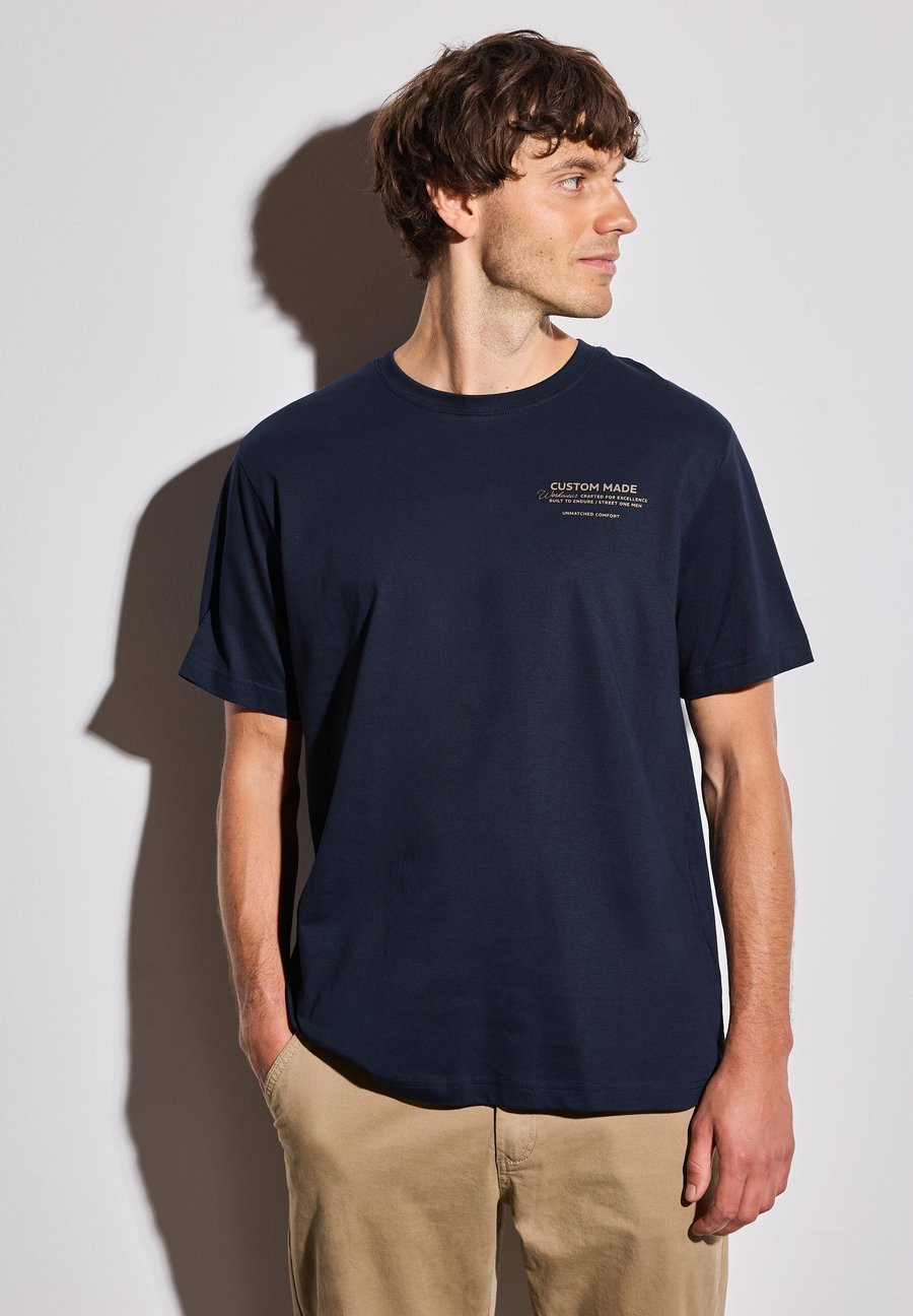 Футболка Street One MEN DETAIL, Blau/Dark Blue
Футболка Street One MEN DETAIL, Blau/Dark Blue