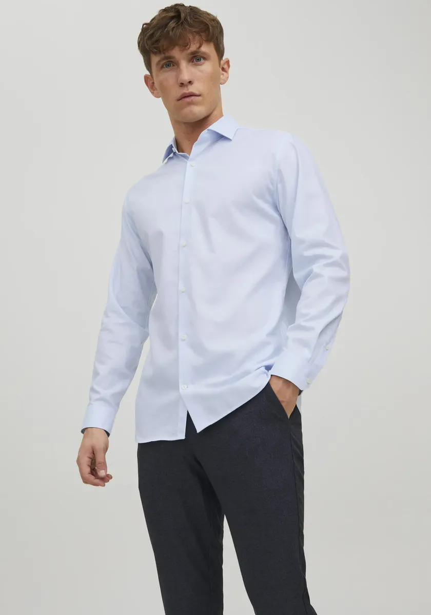 Рубашка с длинными рукавами Jack & Jones "JPRBLAPARKER SHIRT L/S", синий
Рубашка с длинными рукавами Jack & Jones "JPRBLAPARKER SHIRT L/S", синий