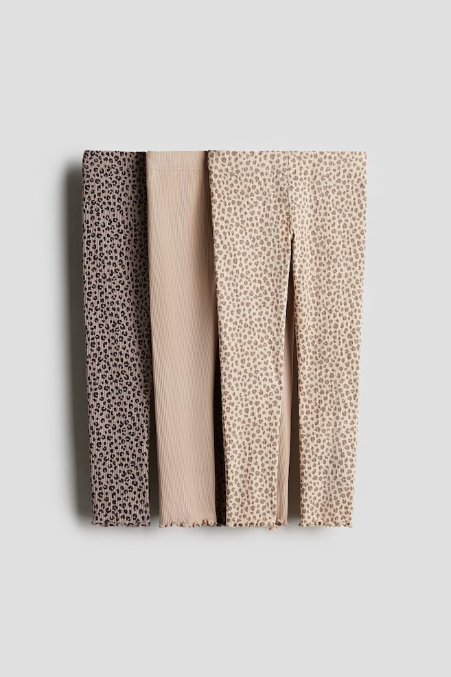 Упаковка из 3 пар хлопковых леггинсов в рубчик H&M, мультиколор
Упаковка из 3 пар хлопковых леггинсов в рубчик H&M, мультиколор