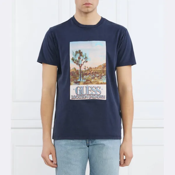 Футболка стандартного кроя Desert Photo Guess, синий
Футболка стандартного кроя Desert Photo Guess, синий