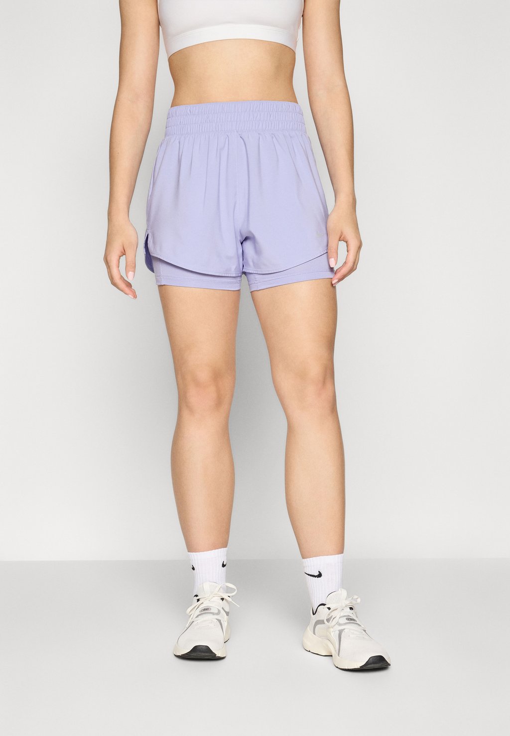 Шорты 2 в 1 ONE HIGH-RISE Nike Performance, сиреневый
Шорты 2 в 1 ONE HIGH-RISE Nike Performance, сиреневый