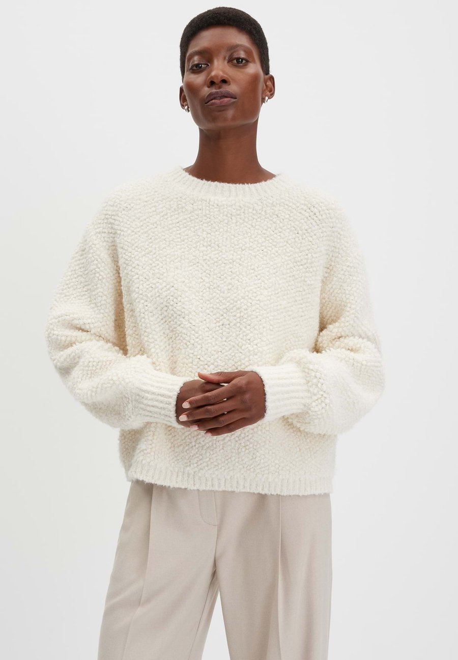 Джемпер someday. LOOSE FIT, Soft Cream/Off-White
Джемпер someday. LOOSE FIT, Soft Cream/Off-White