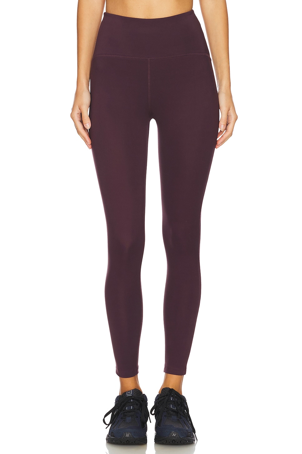 Леггинсы средней длины с высокой талией powerbeyond strive Beyond Yoga, цвет rich plum
Леггинсы средней длины с высокой талией powerbeyond strive Beyond Yoga, цвет rich plum