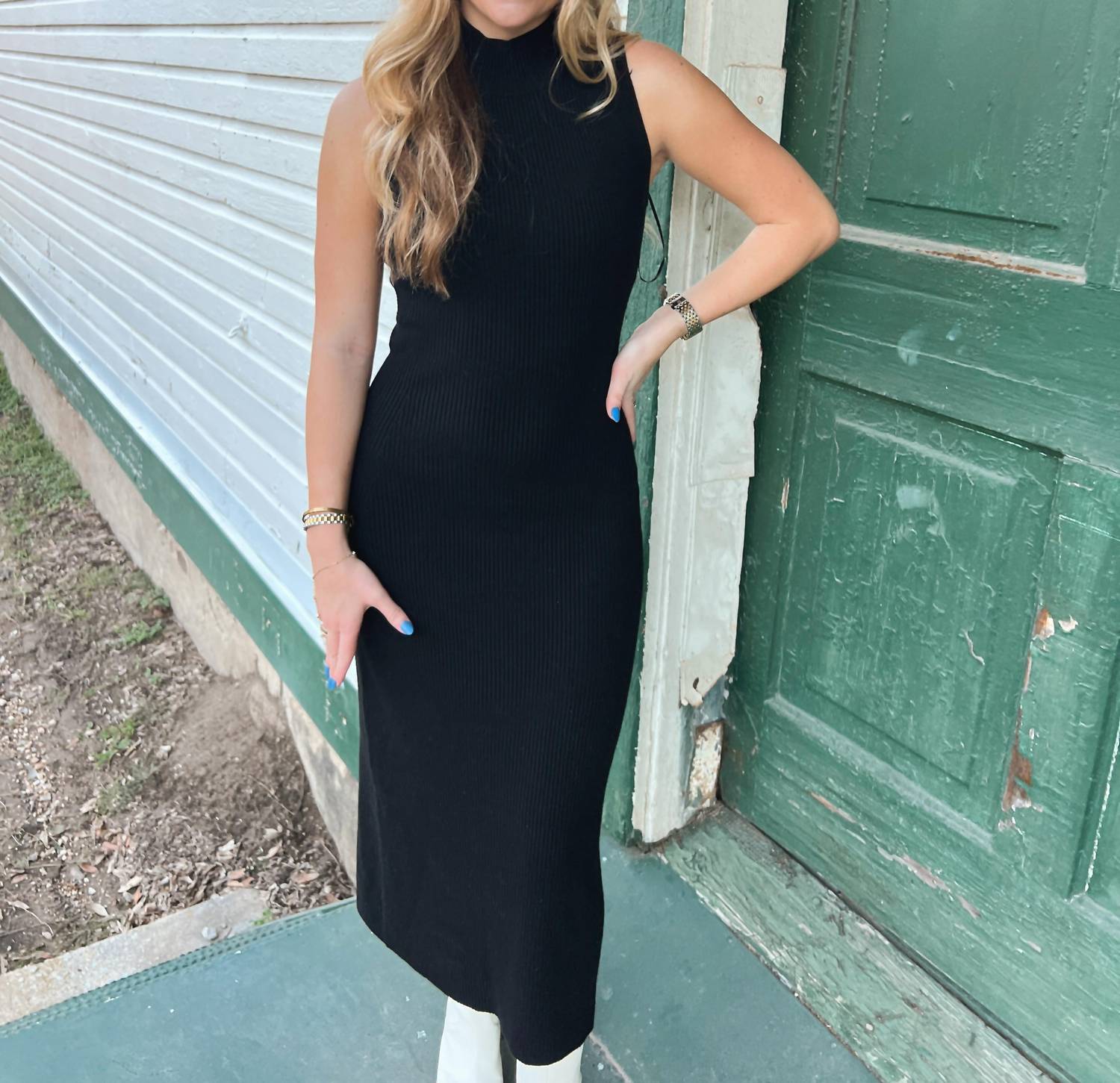 Повседневное платье Gabby с ребристой вязкой миди в черном цвете Design History
Повседневное платье Gabby с ребристой вязкой миди в черном цвете Design History