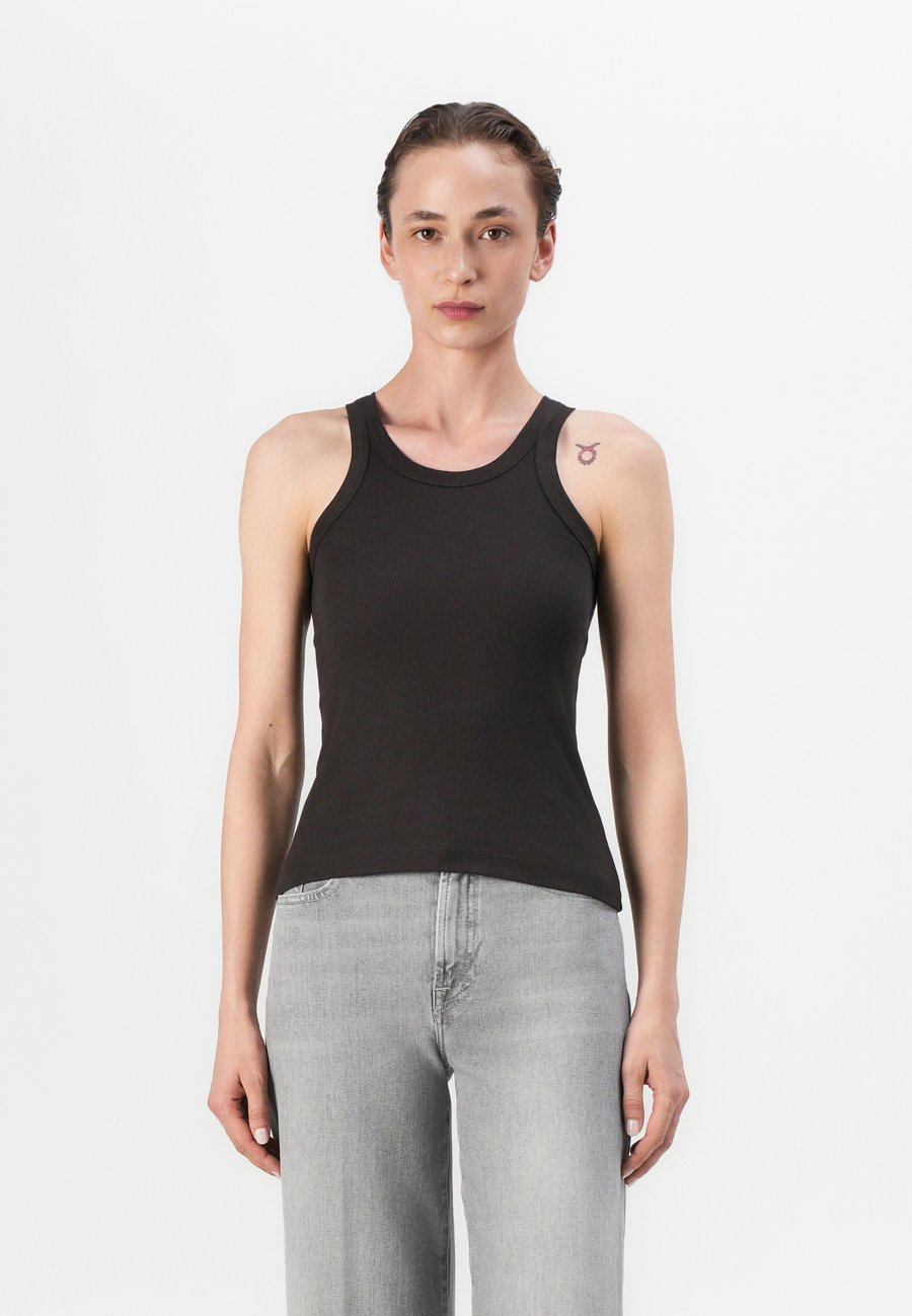 Топ IVY OAK FINLEY, Dark Brown
Топ IVY OAK FINLEY, Dark Brown