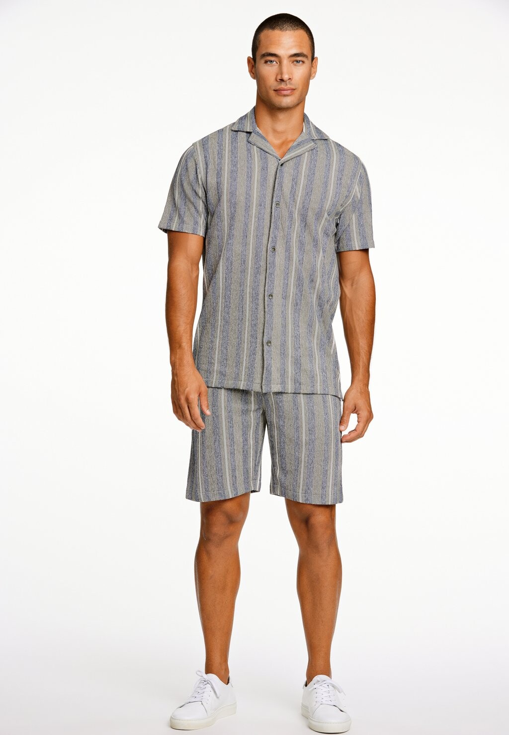 Рубашка RESORT COLLAR Lindbergh, темно-зеленый 
Рубашка RESORT COLLAR Lindbergh, темно-зеленый