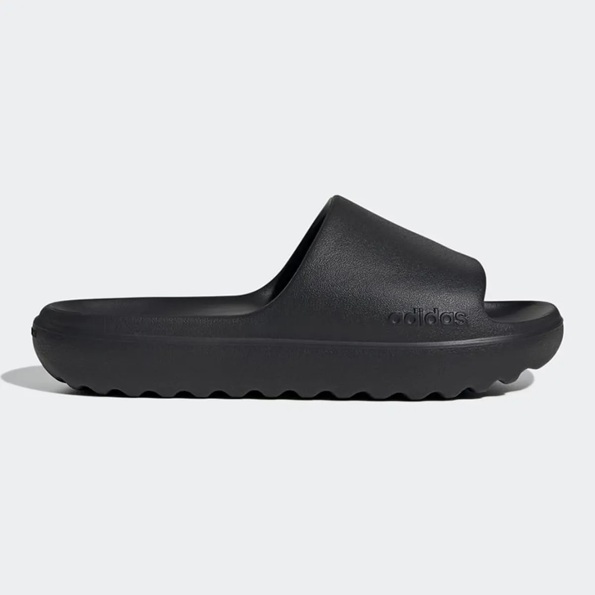 Детские шлепанцы Adidas ADILETTE LUMIA, черный
Детские шлепанцы Adidas ADILETTE LUMIA, черный