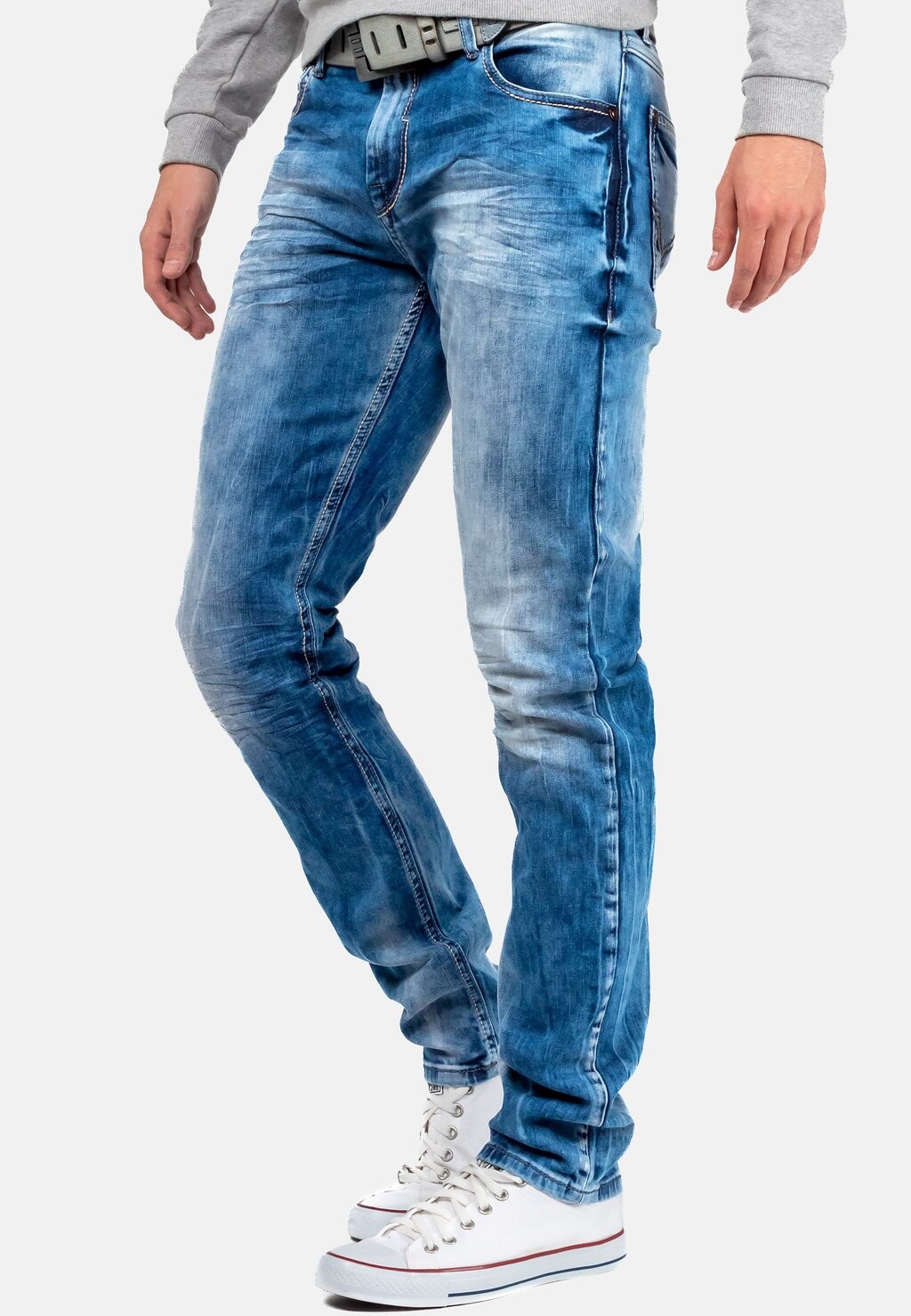 Джинсы облегающего кроя Cipo & Baxx, синий
Джинсы облегающего кроя Cipo & Baxx, синий