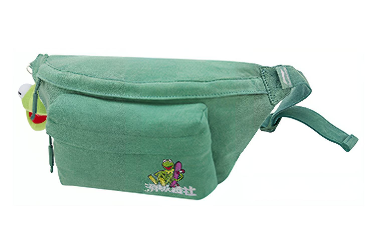 LINING Дисней, унисекс поясная сумка из ткани коллаборации зелёная, Green
LINING Дисней, унисекс поясная сумка из ткани коллаборации зелёная, Green