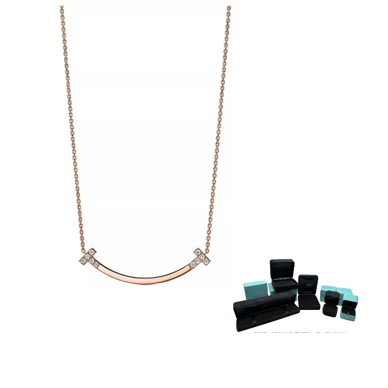 TIFFANY & CO. Колье T Diamond 0.19 Ct унисекс Rose Gold
TIFFANY & CO. Колье T Diamond 0.19 Ct унисекс Rose Gold