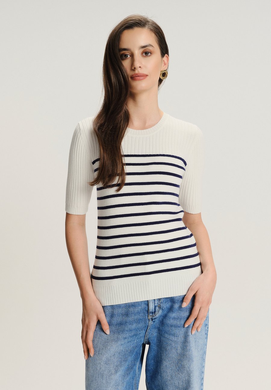 Футболка Greenpoint Print T-shirt, Print/Off-White
Футболка Greenpoint Print T-shirt, Print/Off-White