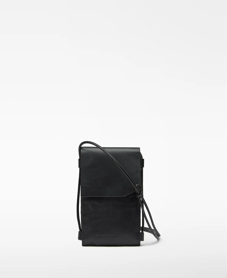 Мужская кожаная сумка-бандо для телефона Adolfo Dominguez, черный
Мужская кожаная сумка-бандо для телефона Adolfo Dominguez, черный