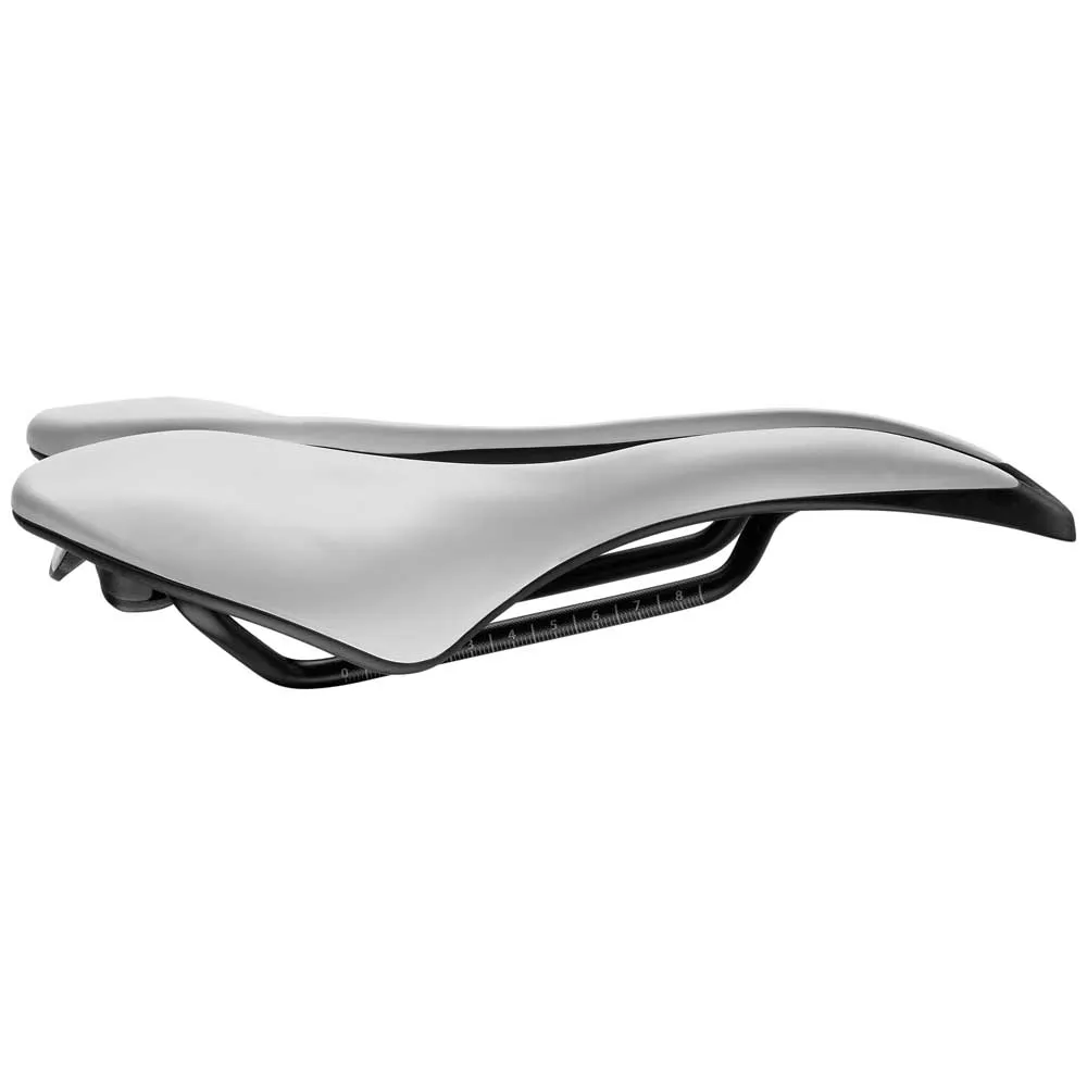 Седло Selle SMP Evo 30C, серебряный
Седло Selle SMP Evo 30C, серебряный