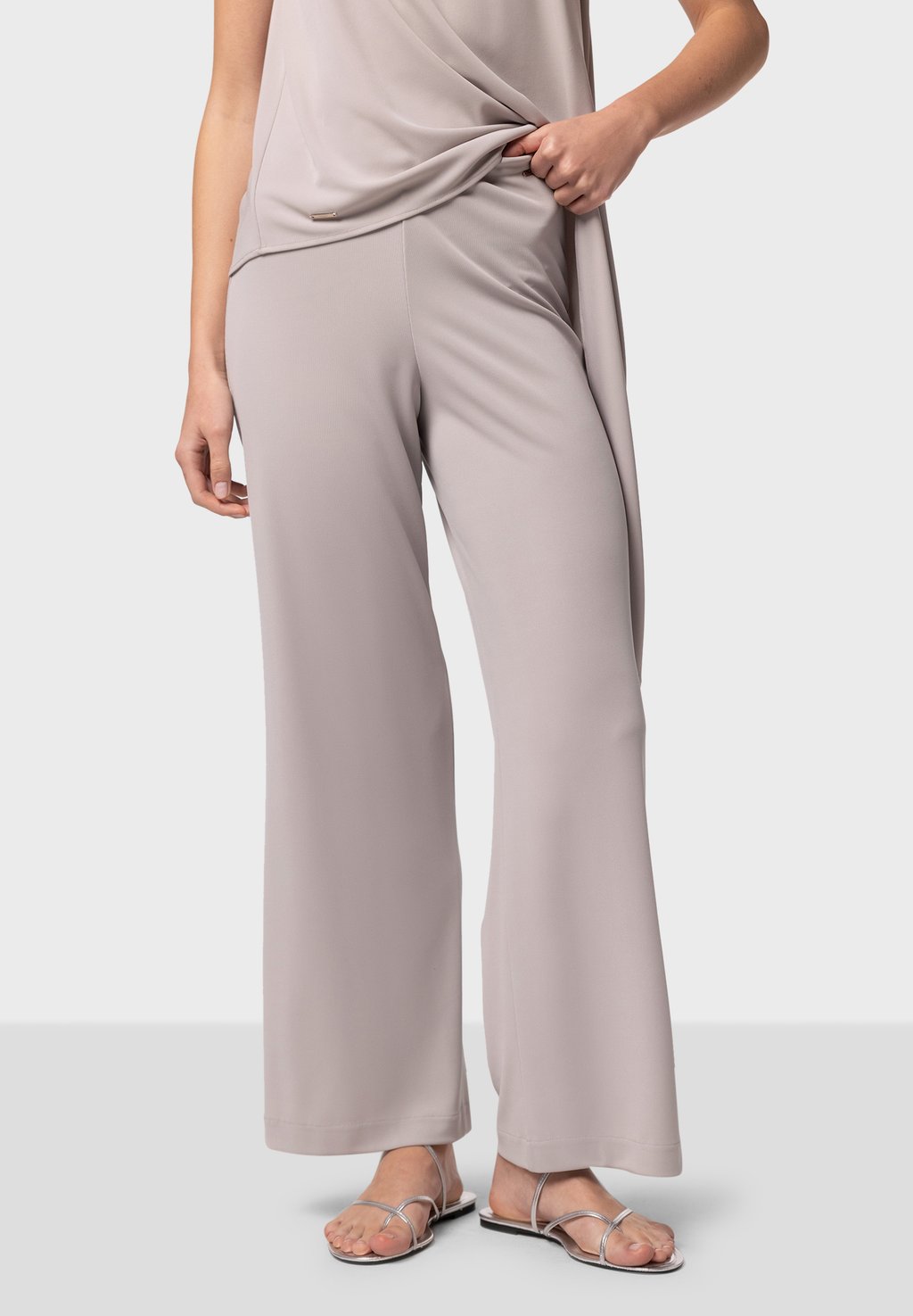 Брюки NAULOVER, бежевый
Брюки NAULOVER, бежевый