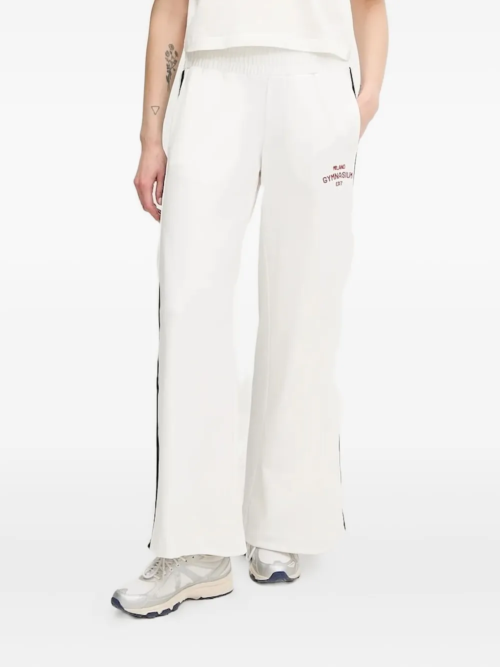 Брюки на пуговицах Ea7 Emporio Armani, белый
Брюки на пуговицах Ea7 Emporio Armani, белый