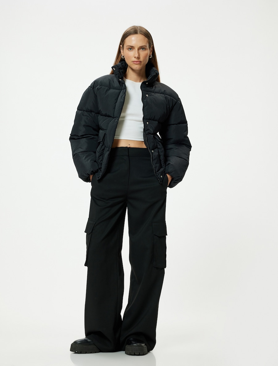 Куртка межсезонная Koton ANORAK, черный
Куртка межсезонная Koton ANORAK, черный