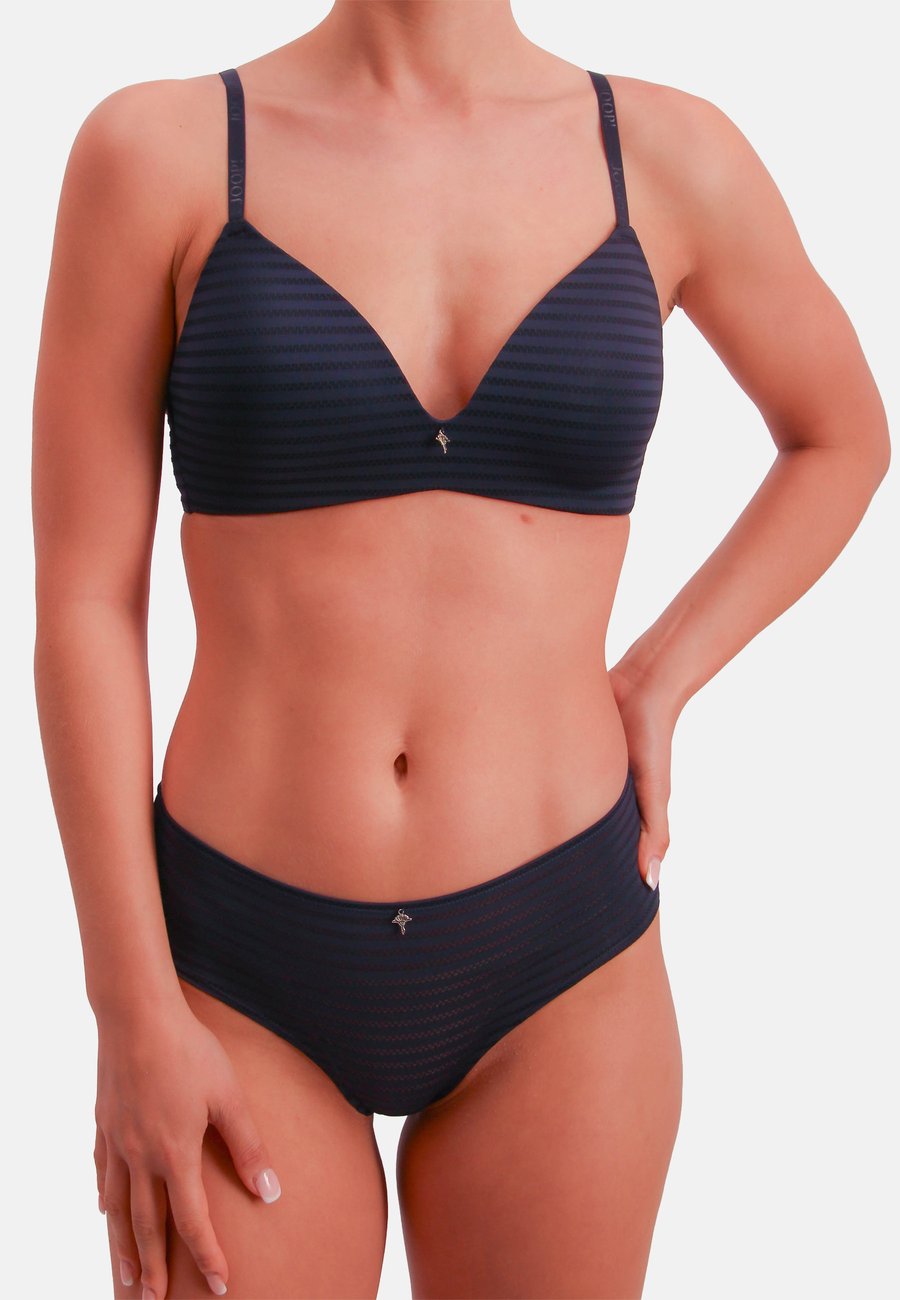 Бюстгальтер JOOP! Triangle bra, Blau/Dark Blue
Бюстгальтер JOOP! Triangle bra, Blau/Dark Blue