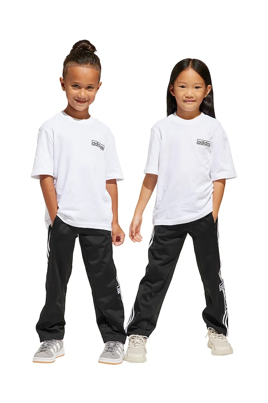 Детский комплект Adidas Originals, белый
Детский комплект Adidas Originals, белый
