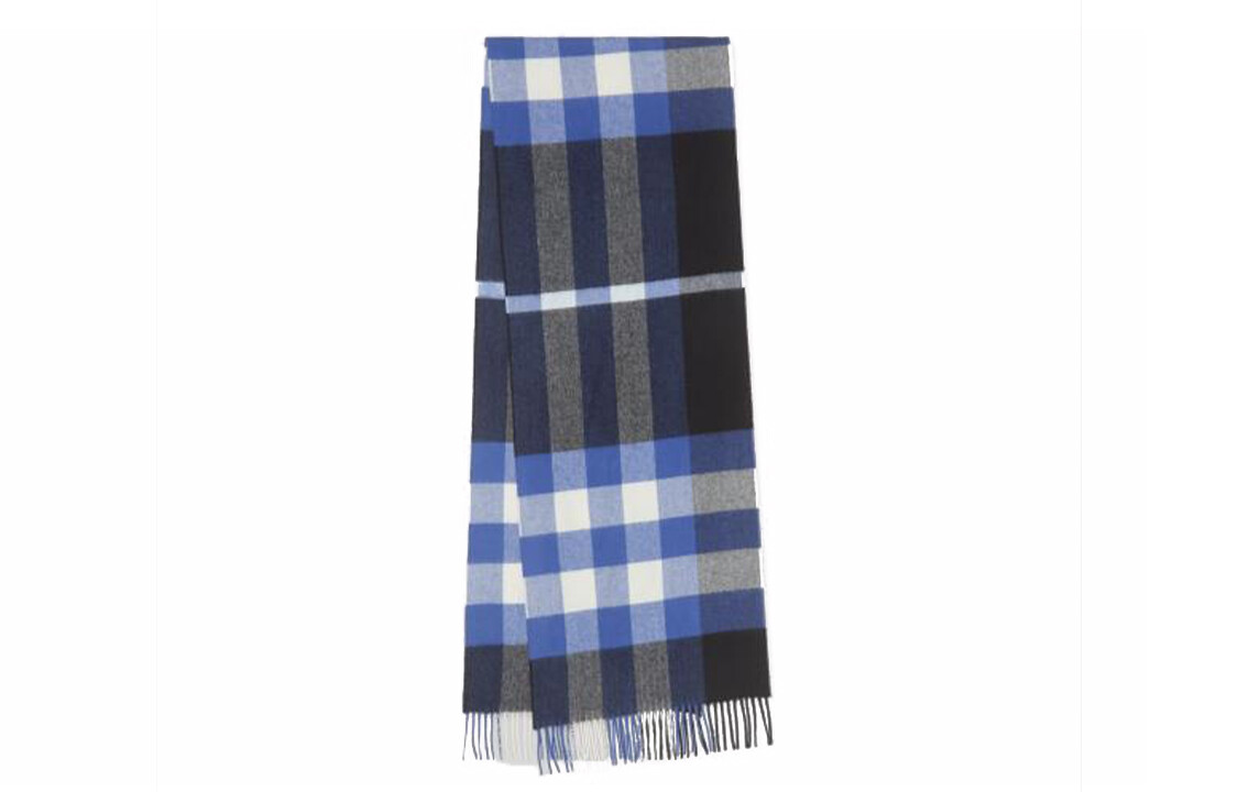 Вязаный шарф унисекс Burberry, Blue with Black Lettering
Вязаный шарф унисекс Burberry, Blue with Black Lettering