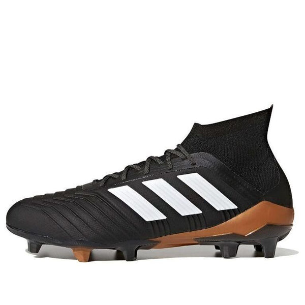 Кроссовки Predator 18.1 FG Adidas, черный
Кроссовки Predator 18.1 FG Adidas, черный