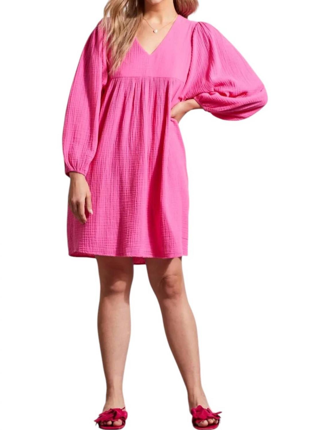 Платье из хлопкового газа с пышными рукавами в ярко-розовом цвете TRIBAL
Платье из хлопкового газа с пышными рукавами в ярко-розовом цвете TRIBAL